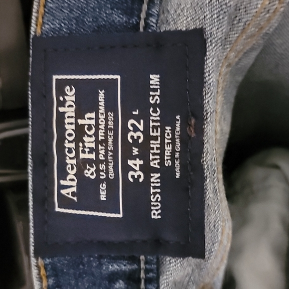 Abercrombie and Fitch jeans - Picture 3 of 3